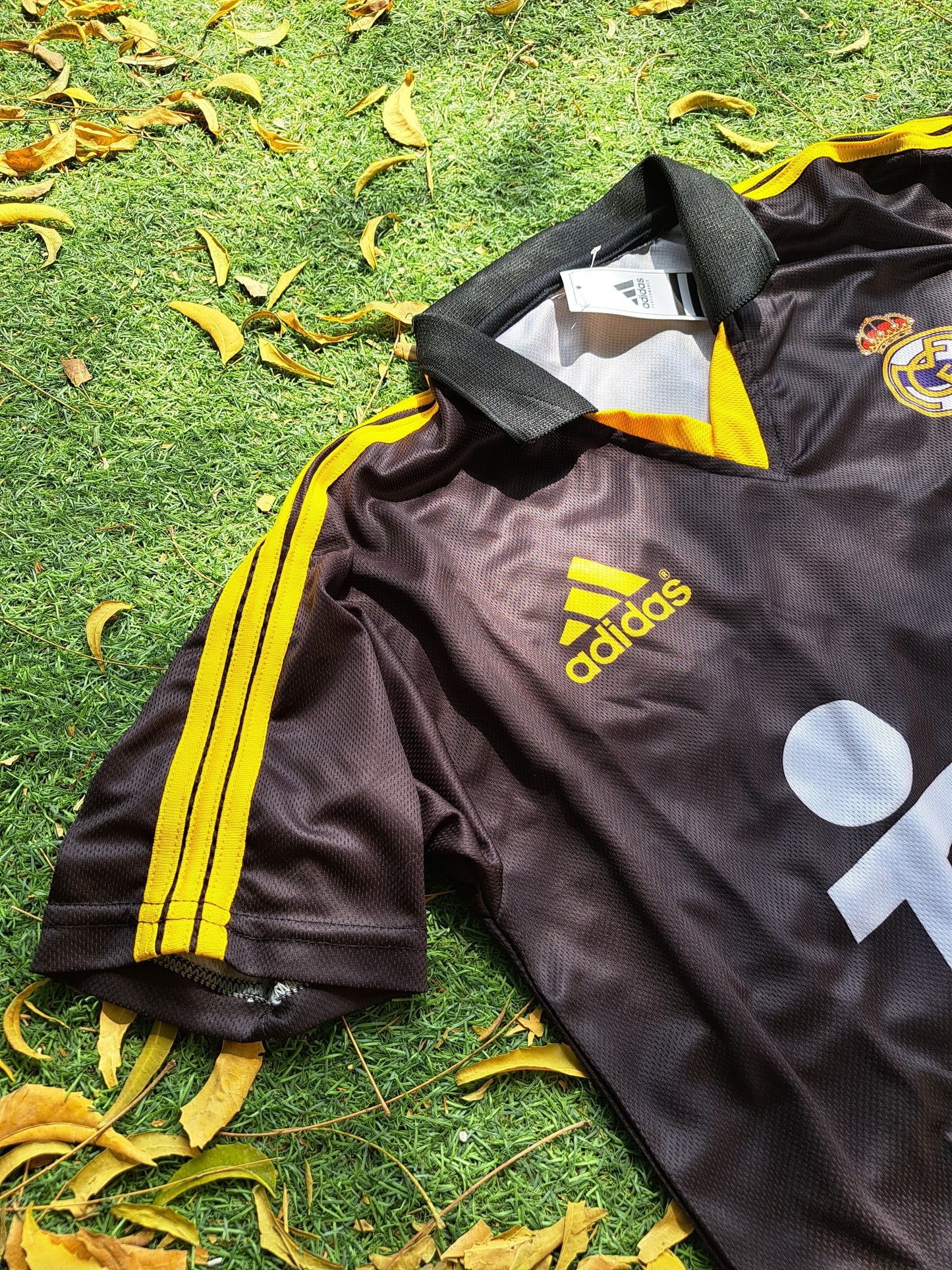 REAL MADRID 1999 AWAY JERSEY