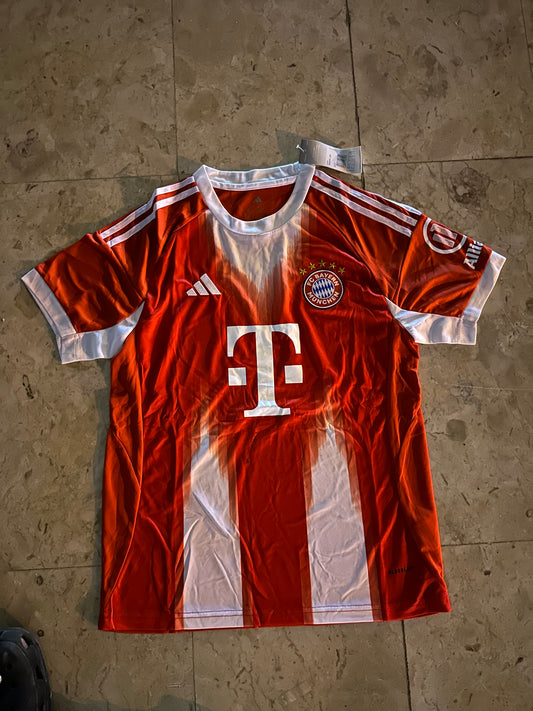 Bayern Munich 25-26 Home Kit
