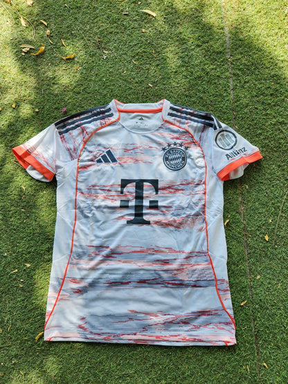 FC Bayern Away Jersey 25/26