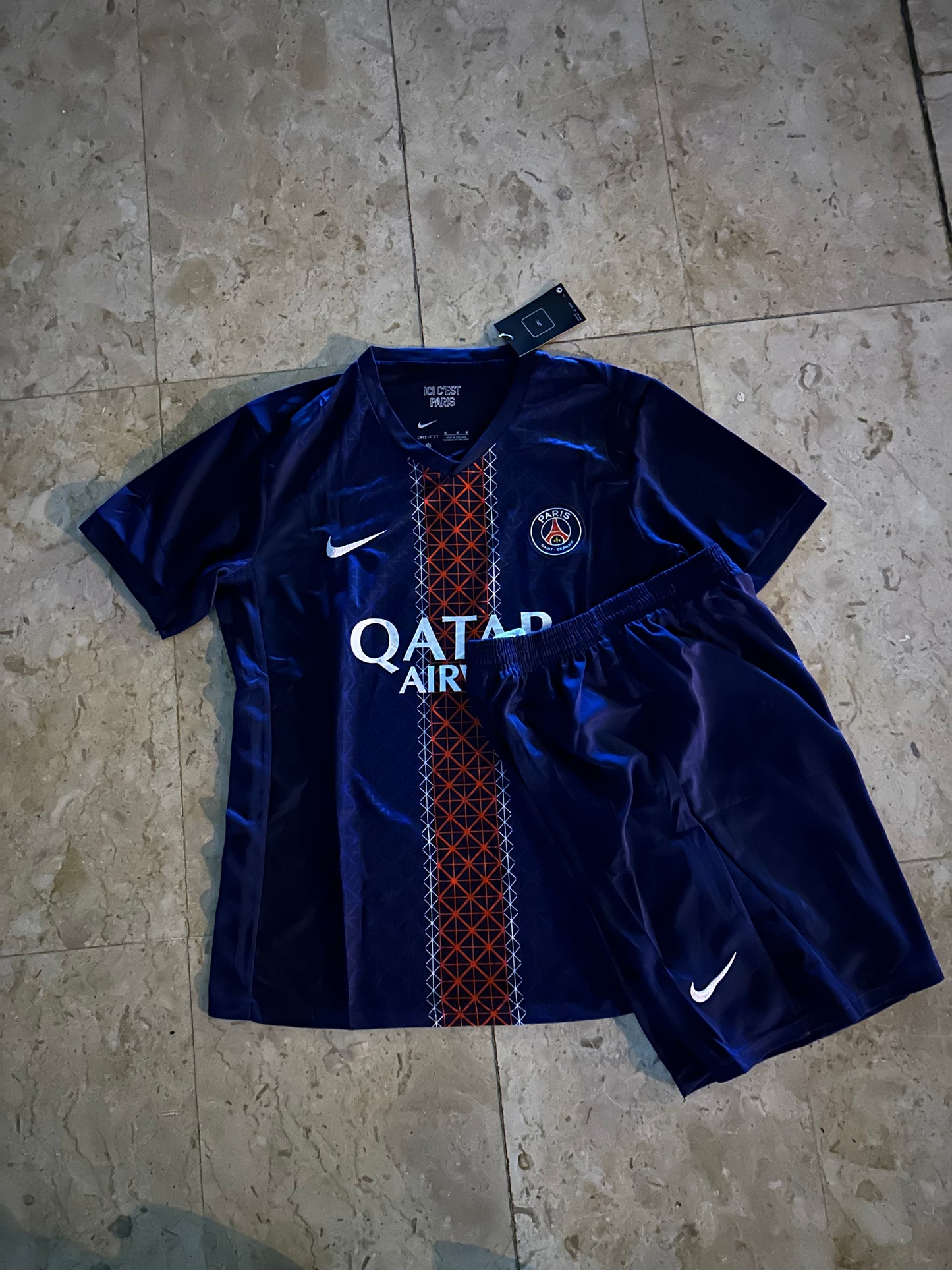 PSG 25-26 HOME KIT