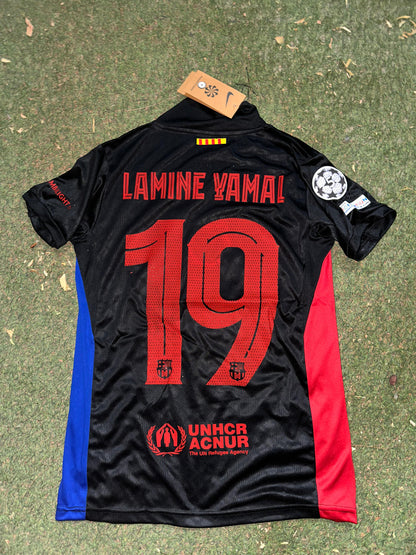 BARCELONA 23-24 KIT LAMINE YAMAL 19