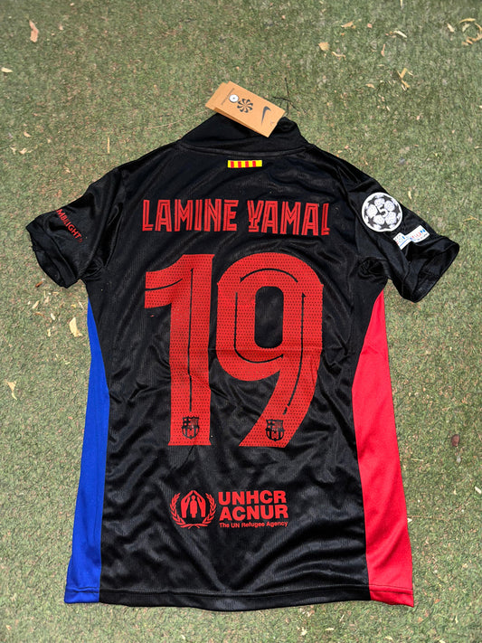 BARCELONA 23-24 KIT LAMINE YAMAL 19
