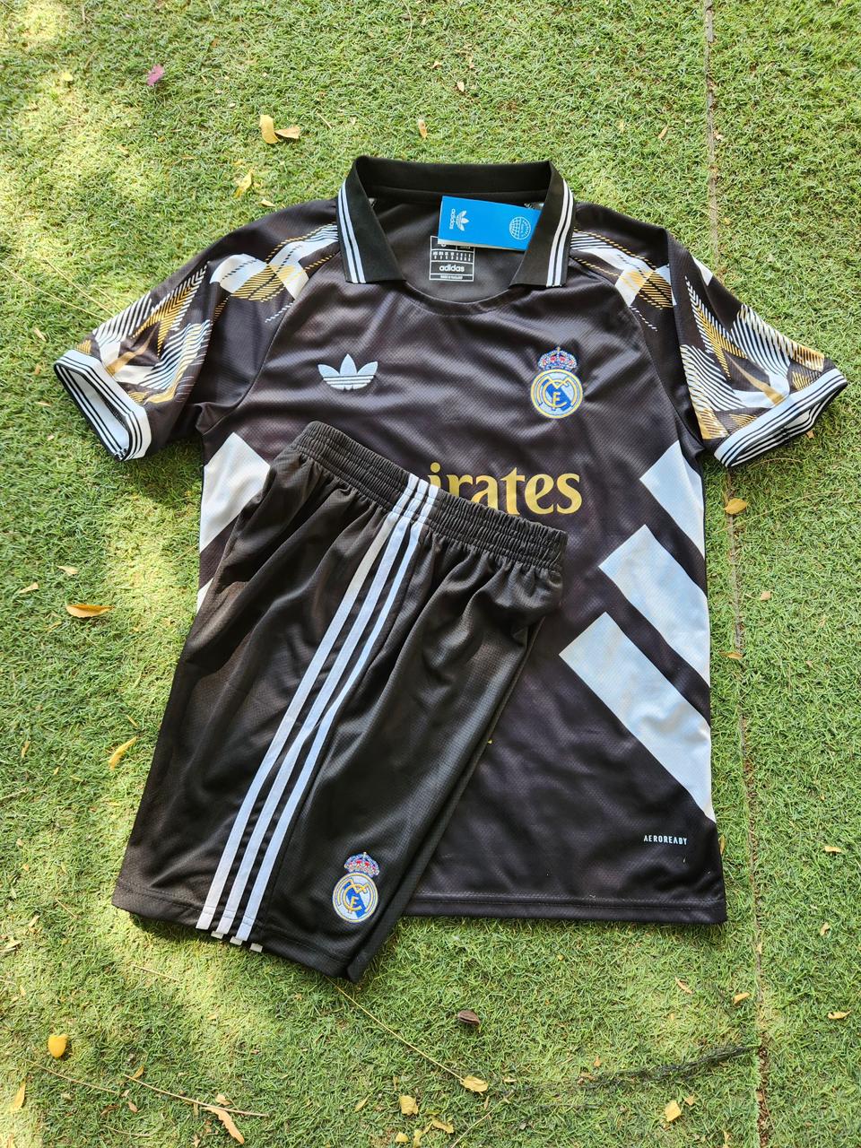 Real Madrid 25/26 Special Kit (Black)