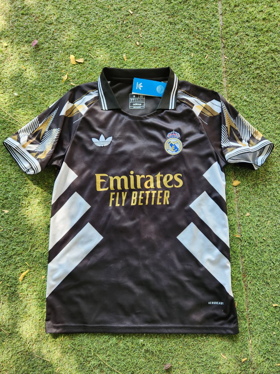 Real Madrid 25/26 Special Kit (Black)