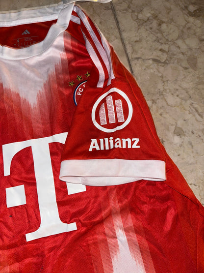 Bayern Munich 25-26 Home Kit