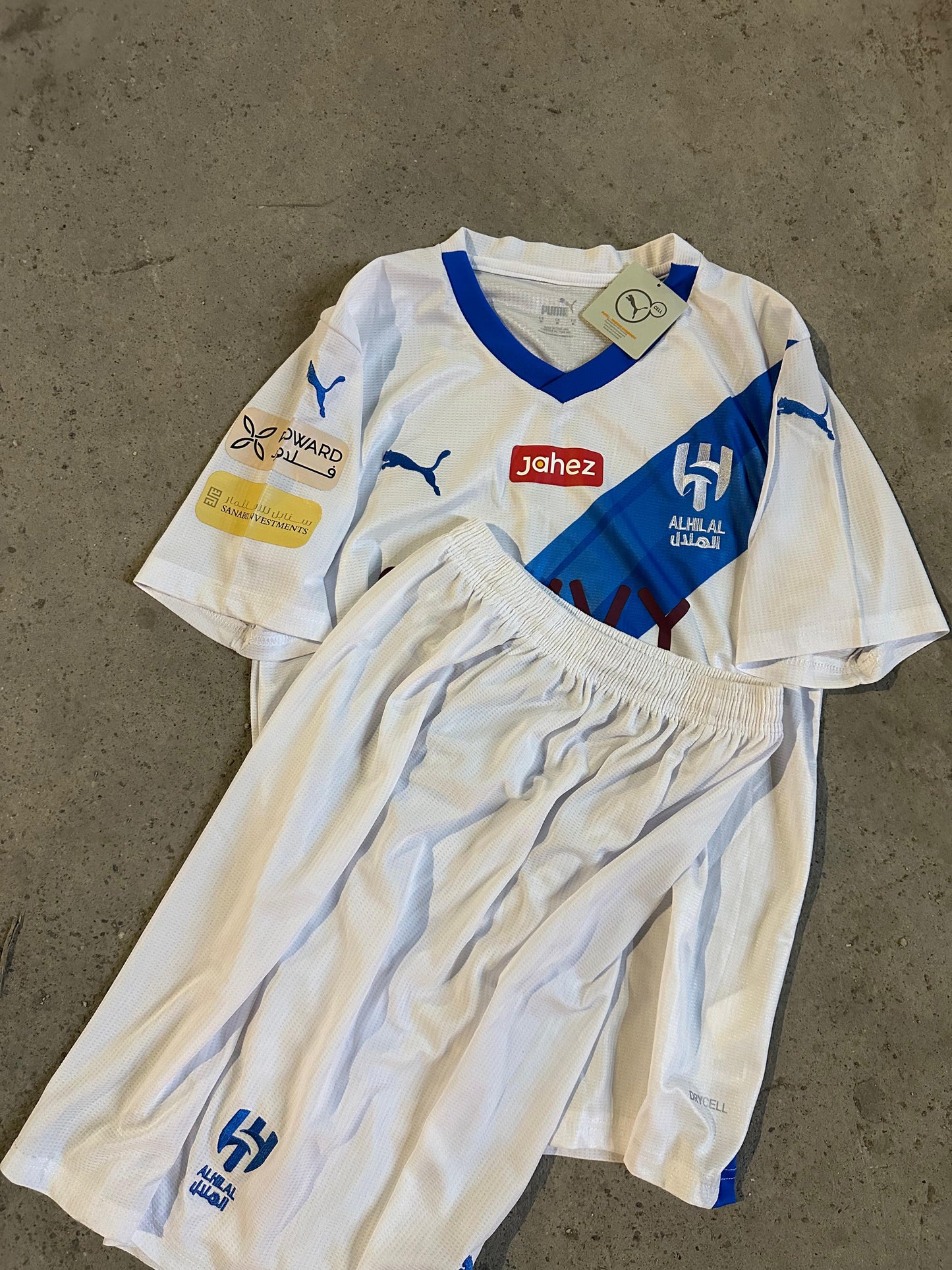 Al Hilal 24/25 Away Kit