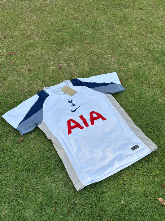 Tottenham 24-25 Kit