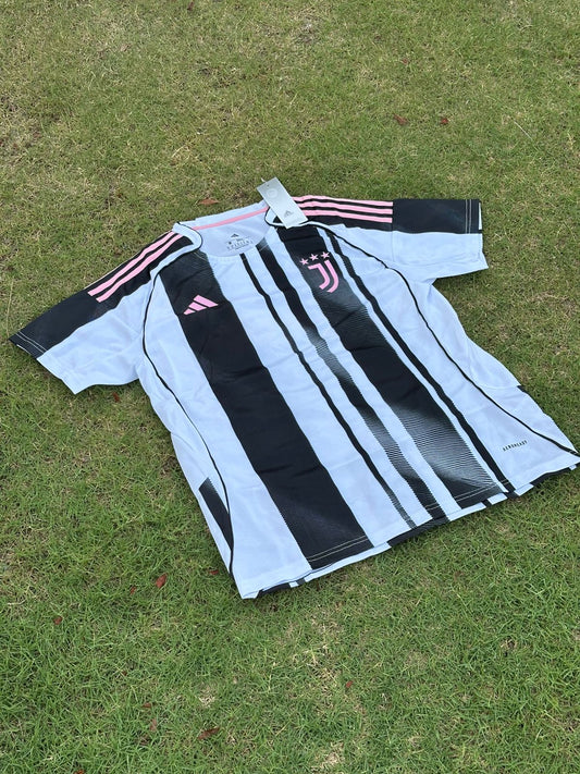JUVENTUS 24-25 KIT