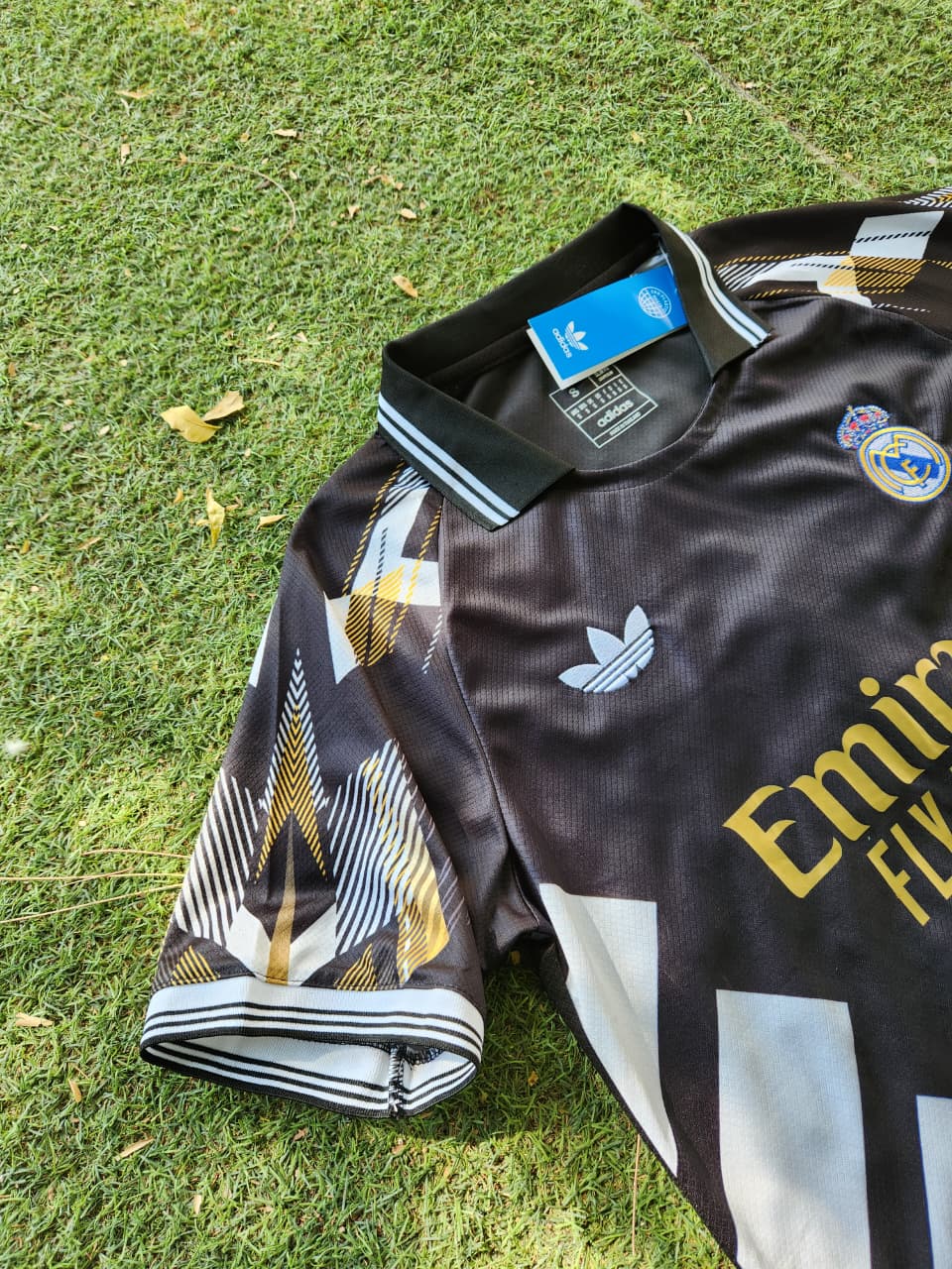 Real Madrid 25/26 Special Kit (Black)