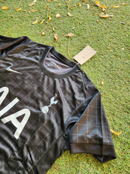 Tottenham 25/26 Away Kit